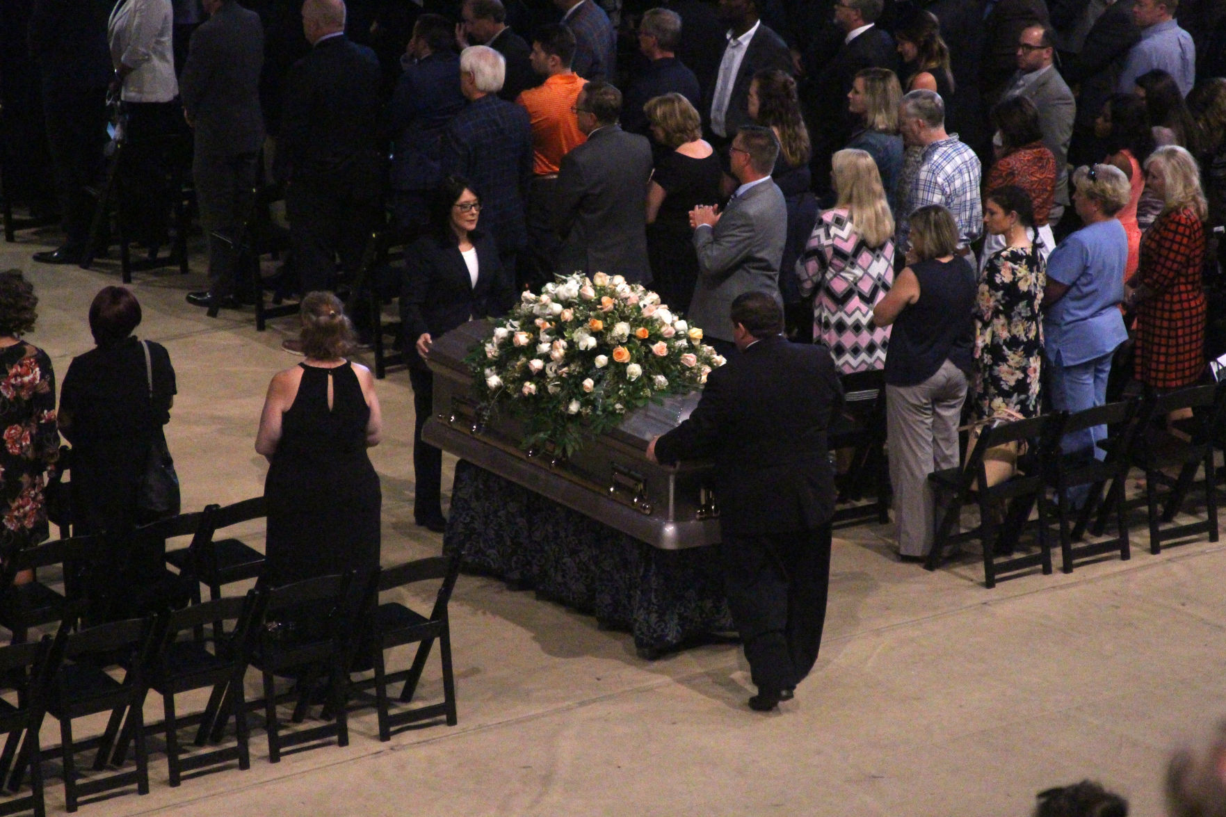 A community remembers Rod and Paula Bramblett at their memorial service